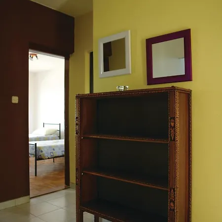 Appartement Stunning Apartment In Pula With Kitchen